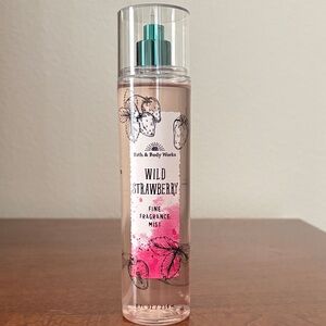 Bath & Body Works Wild Strawberry Fine Fragrance Mist